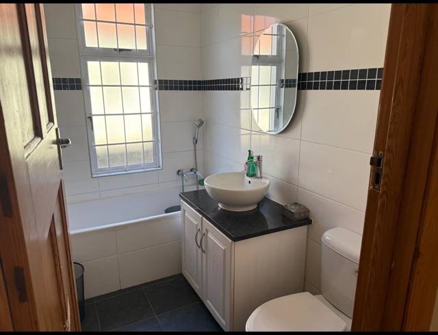 3 BEDROOM FREEHOLD FOR SALE IN GLENWOOD